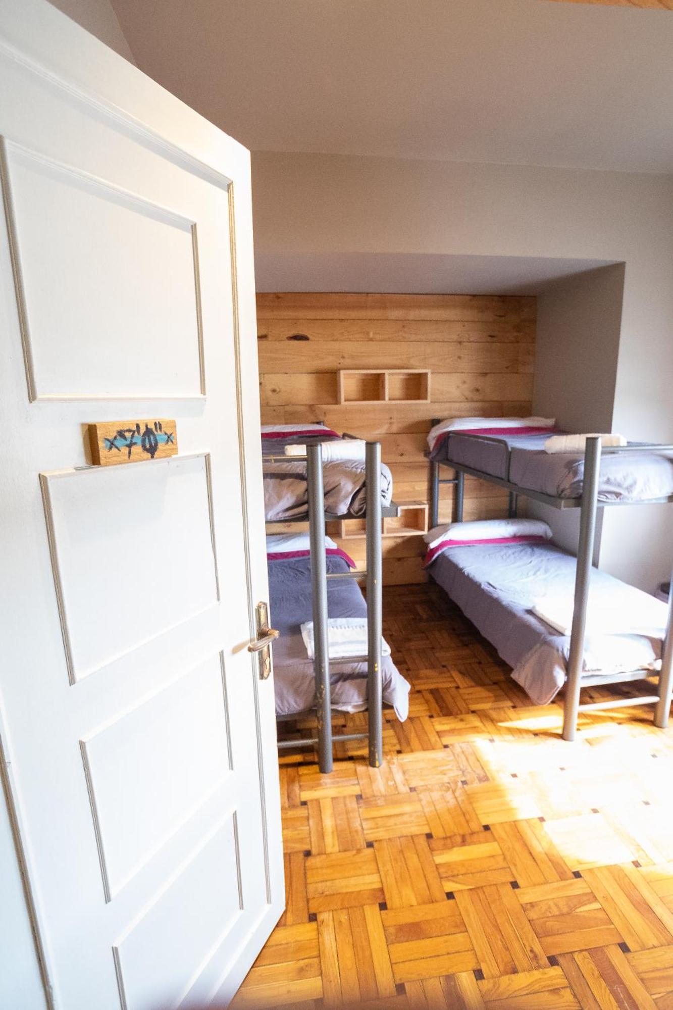Carving Surf Hostel San Esteban de Pravia 外观 照片